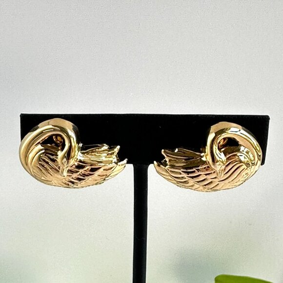 Vintage 1980s Avon Swan Clip-On Earrings Gold-Tone 1.5" Elegant Jewelry - Picture 2 of 8